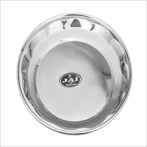 सिल्वर बॉर्डर प्लेट