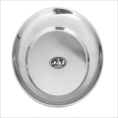 सिल्वर डिनर प्लेट