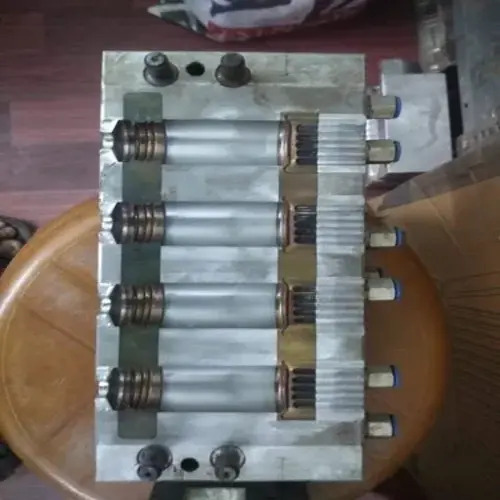 Double Cavity Sanitizer Mould
