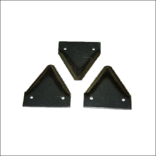 Sharp Combine Harvester Blade - Mild Steel Material, Black Finish | Designed For General Use In Agriculture, Ideal Sharpness For Efficient Harvesting