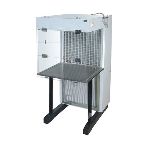 व्हाइट ब्लैक वर्टिकल लैमिनार एयर फ्लो