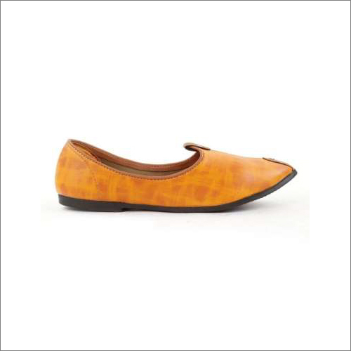 Mens Designer Tan Mojari - Artistic Footwear | Flat Heel, No Fade, Intricate Patterns, Luxurious Design, Suitable For All Seasons