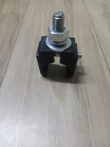 Anchor Clamp - Engineered Plastic, 2/3/4 Pole Configuration, Black Color | W-Type Shape, Suitable for DSL Busbar System, 0.020 kg Weight