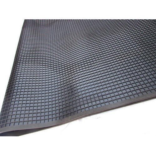 Checkered Rubber Mat