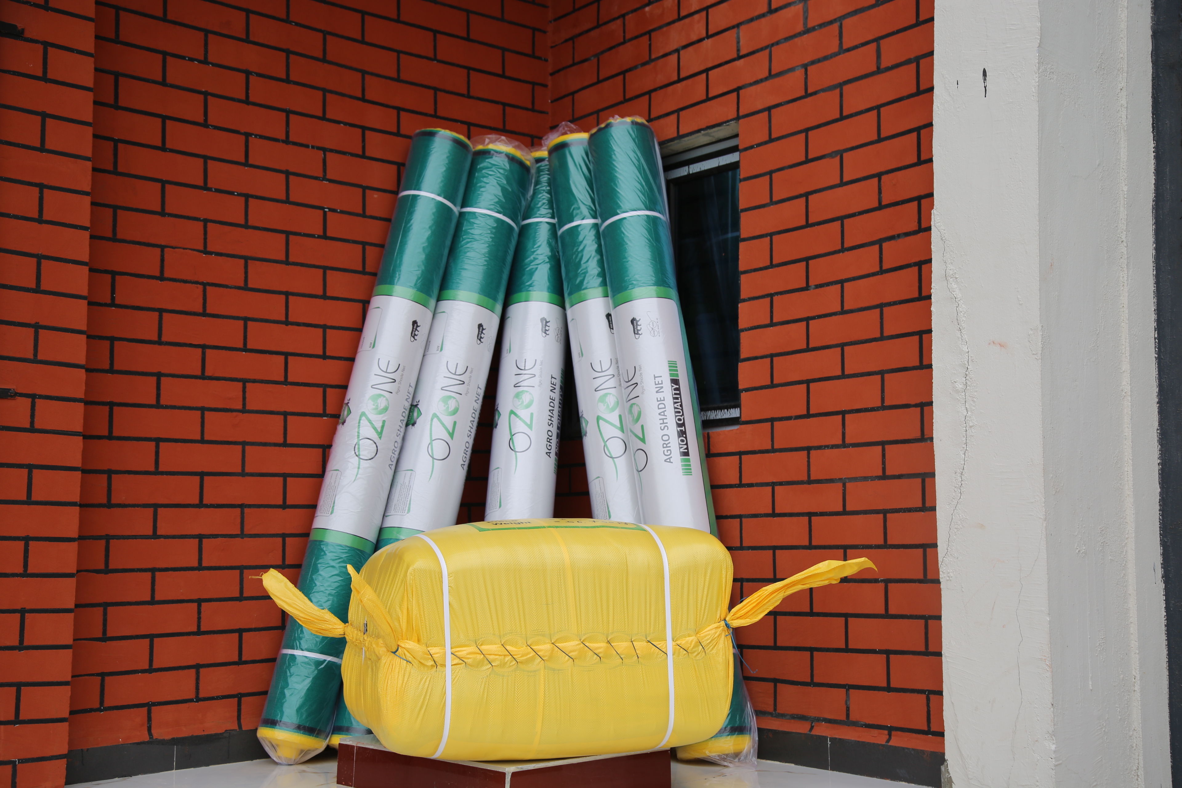 Green House Shade Net - Hdpe Material, Customized Dimensions, Green & Custom Colors | Uv Stabilized, 50-200 Gsm Weight, Coated Finish