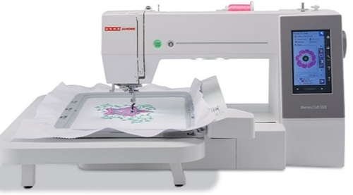 White Usha Memory Craft 550E With Artistic  Digitizer Jr