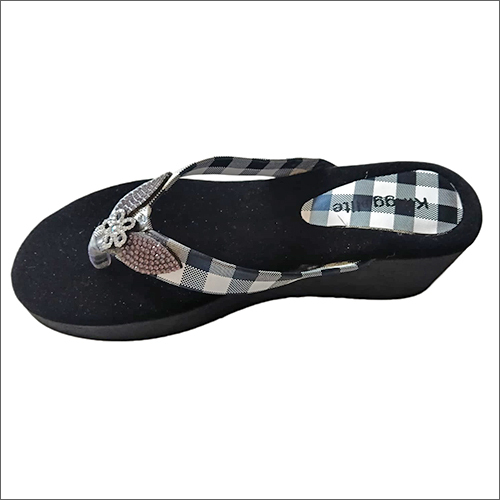 Various Colors Available Ladies Rubber Sandals