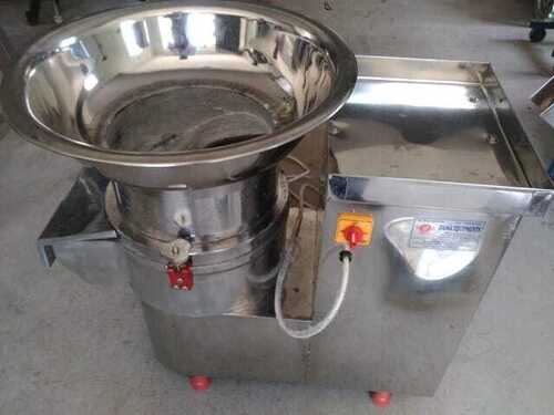 ONION CUTTER - Stainless Steel, 50x40x80 cm , 1.5 kW Power, 2800 rpm Cutting Speed, 50 kg/hr Capacity, 50 kg Weight, Industrial Use in Food Processing
