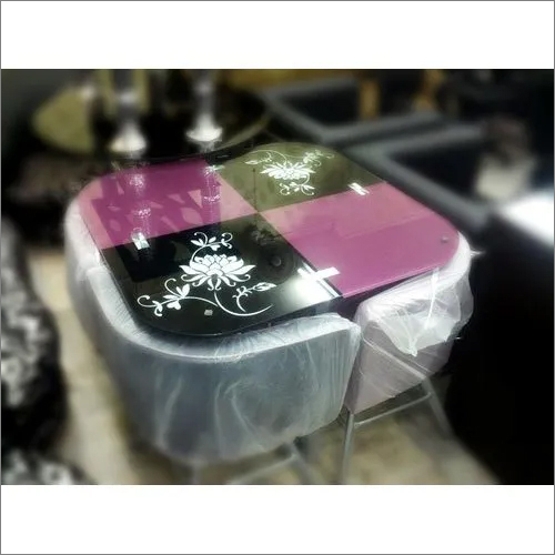 आधुनिक ग्लास सेंटर टेबल