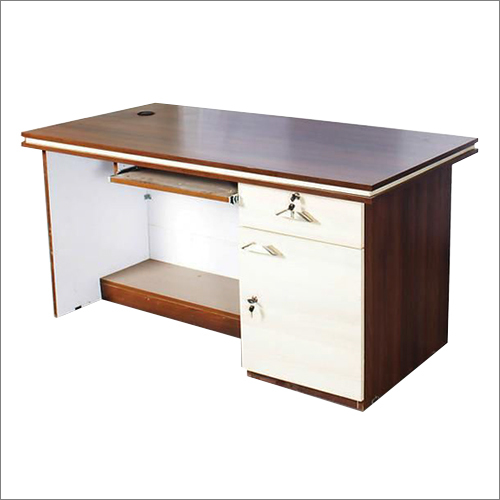 कार्यालय लकड़ी की मेज
