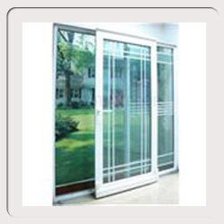 UPVC स्लाइडिंग दरवाजे