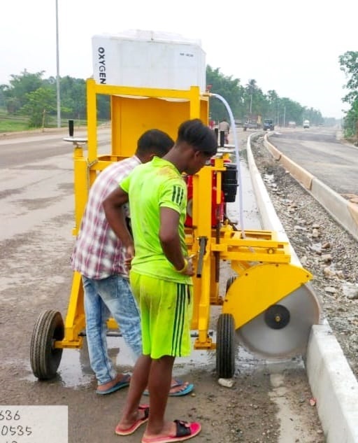 Curb Cutting Machine - Diesel Engine Power 5hp & 10hp, 20-32 Inch Blade Size | Semi-automatic, Air & Water Cooled, 9-15 Inch Cutting Depth, 3200 Rpm