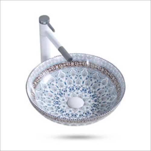 व्हाइट स्कूबा डिज़ाइनर सेनेटरी वेयर