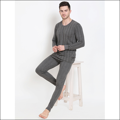 Touchwool 1100 Inflame Dark Grey - Feature: Breathable