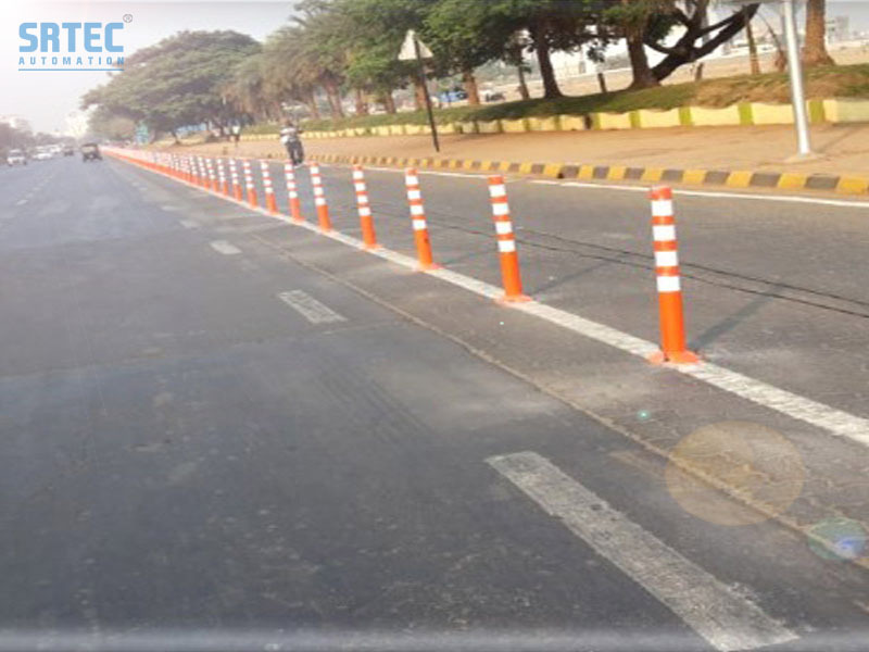 Pvc Spring Post - 750mm Height, 2.5kg Weight, Orange And Yellow Reflective Band | Road Safety Usage, Unflexible Design