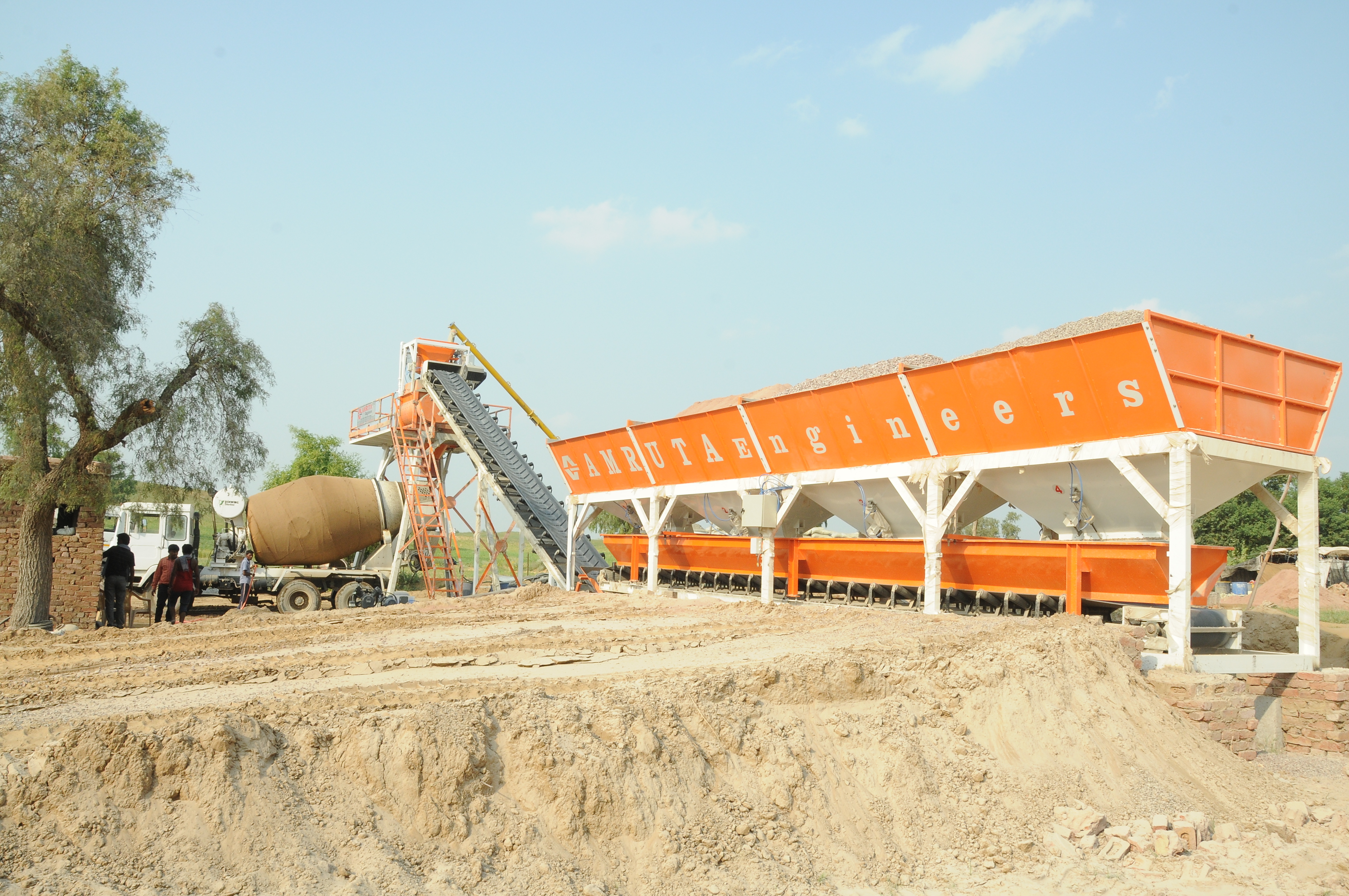 Fully Automatic Inline Bin Batching Plant Conveyor Capacity: 800 Mm Width
