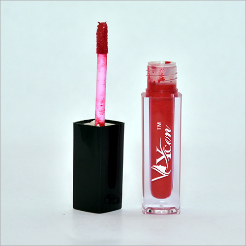 स्मज प्रूफ रेड लॉन्ग लास्टिंग मैट लिक्विड लिपस्टिक