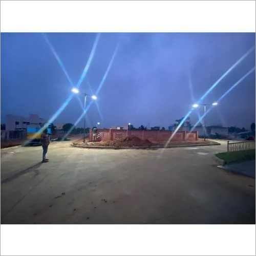 पोल- ग्रे माइल्ड स्टील राउंड लाइटिंग पोल