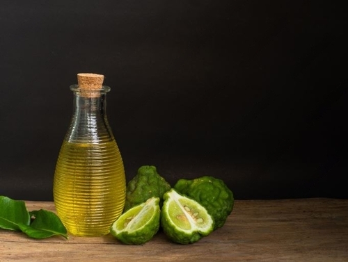 Bergamot Oil Premium - 100ml Cold-Pressed Yellow Oil | Aromatic, Natural, Pure, Refreshing, Therapeutic, Versatile, 99% Purity