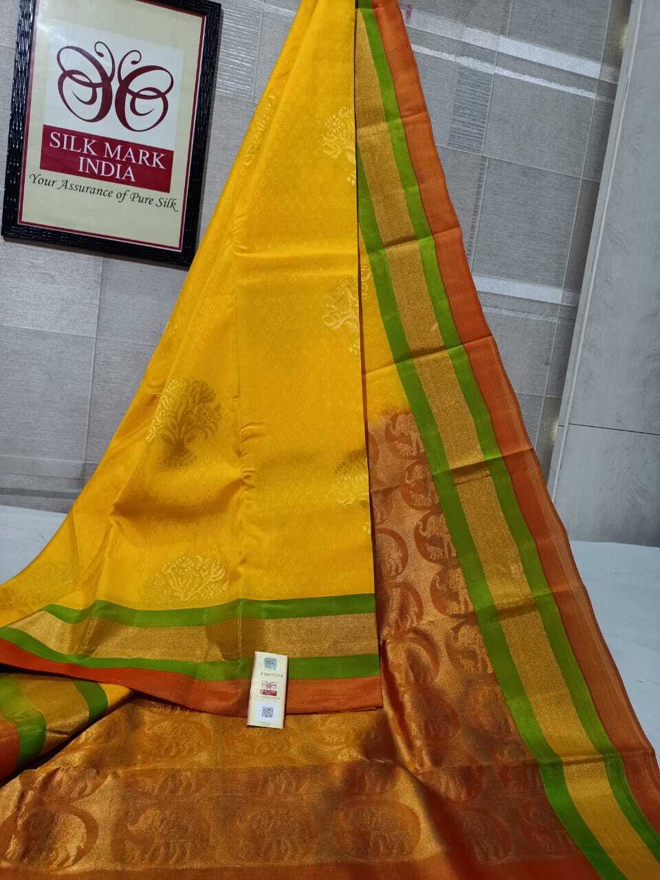 Yellow Bridal Beautiful Kanjivaram Silk Saree