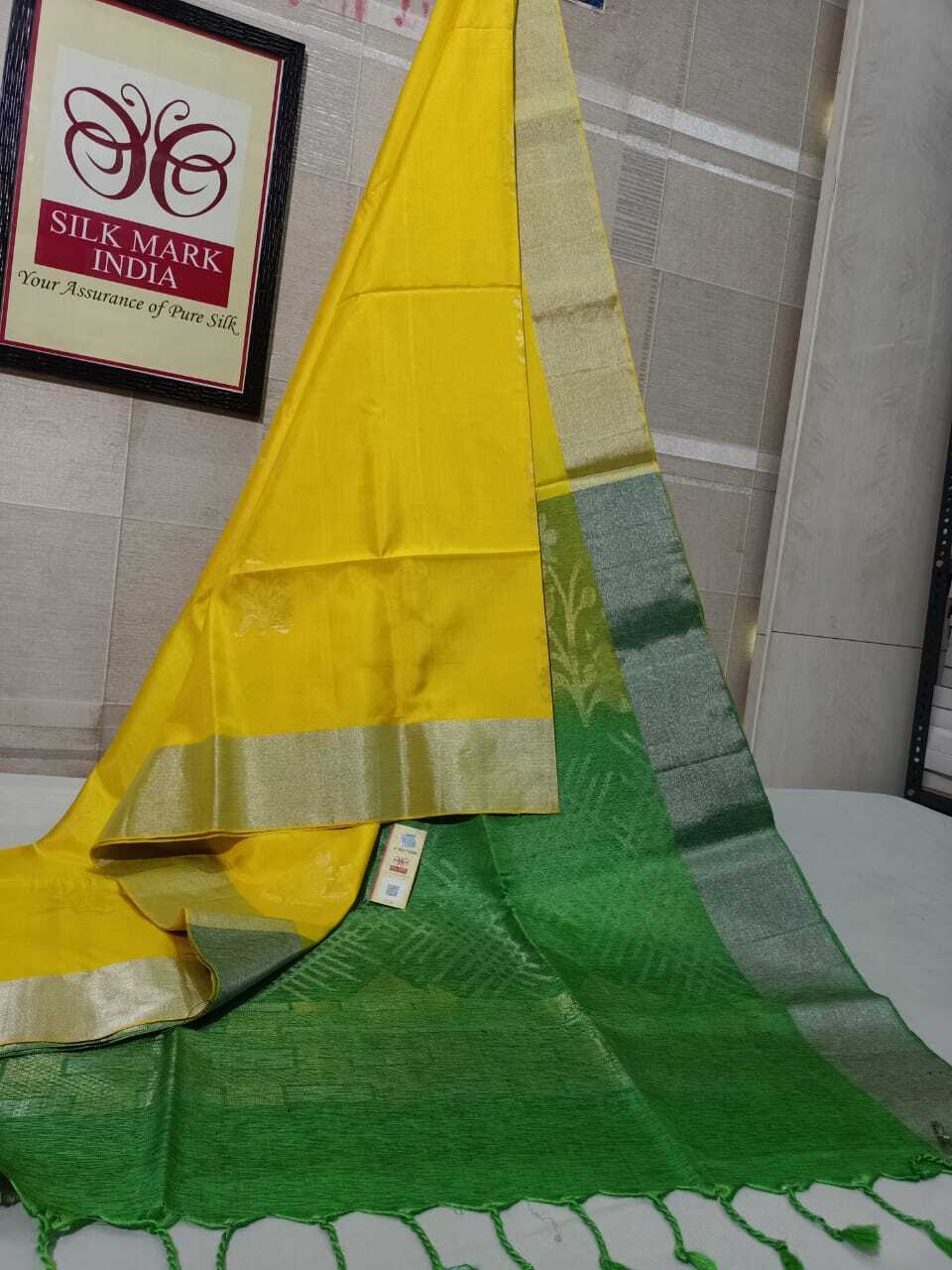 Yellow Bridal Beautiful Kanjivaram Silk Saree