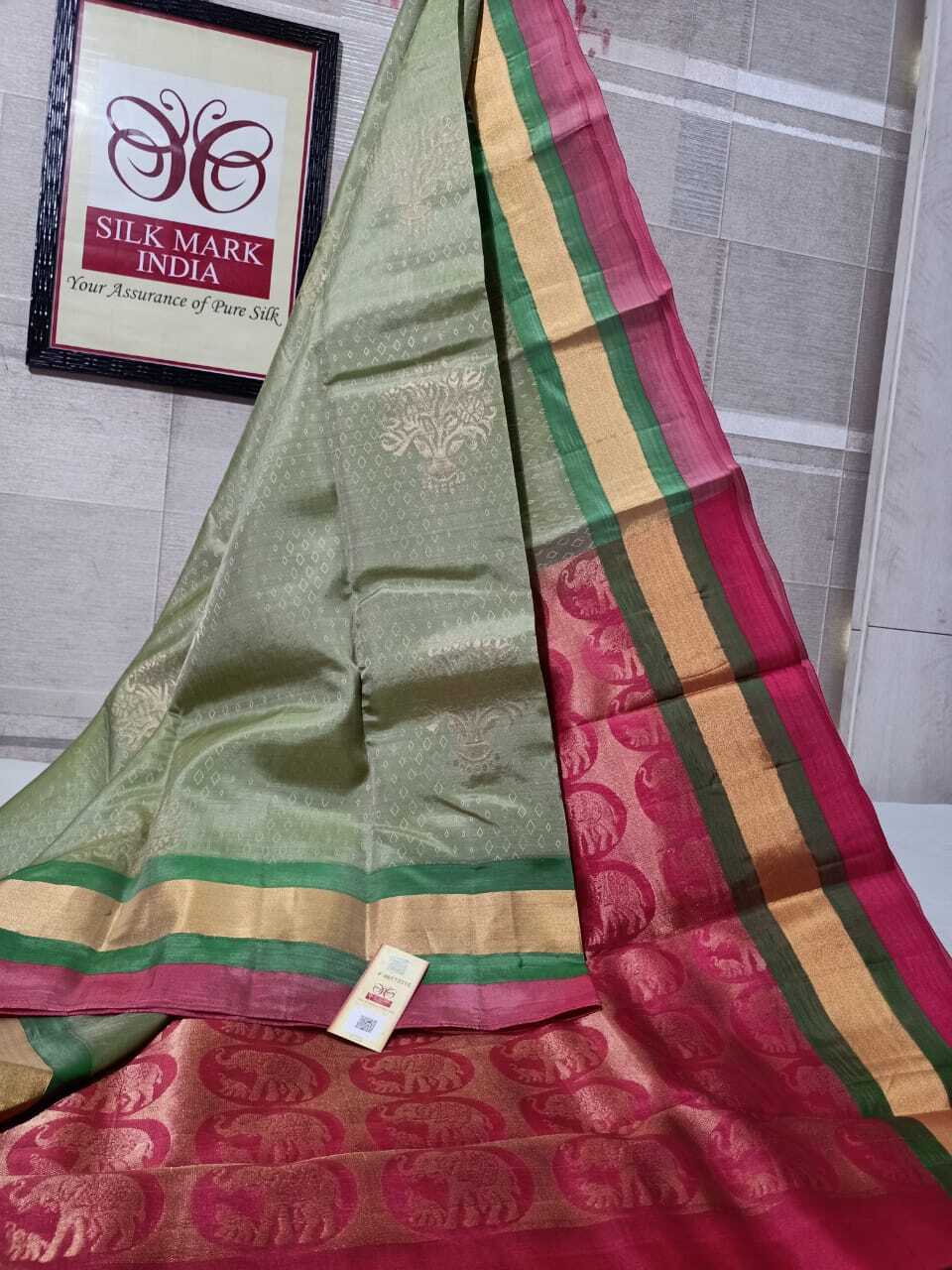 Traditional Bridal Wear Silk Kanjivaram Beautiful