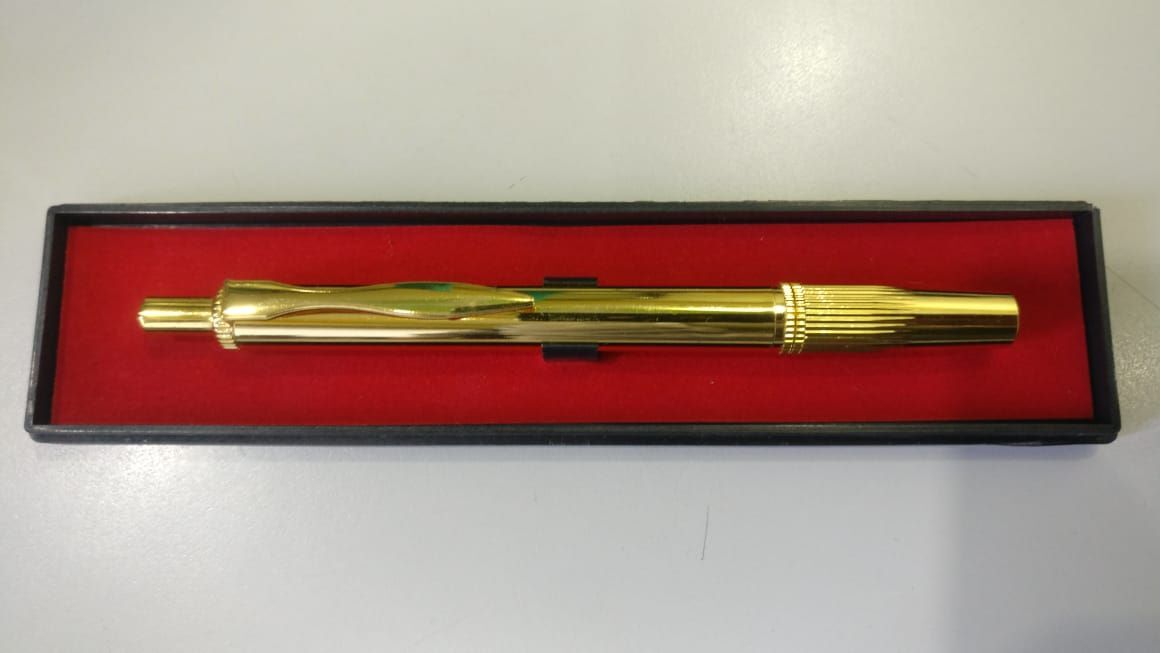 Hijama Pen - Other Material, 10x10x10 Cm, Golden Color | Triple Lancing Tool For Pain Relief, Adjustable Depth For Targeted Treatment
