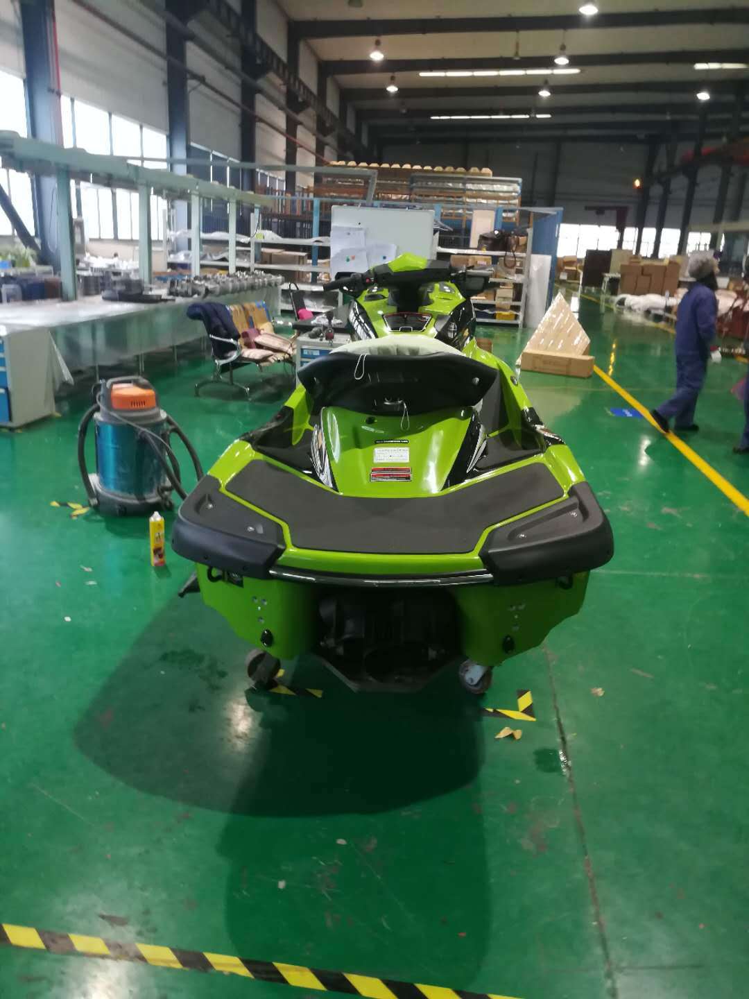 Jet Ski Seedoo Yamaha Jetski With 1800cc Capacity: 240 Kg/day