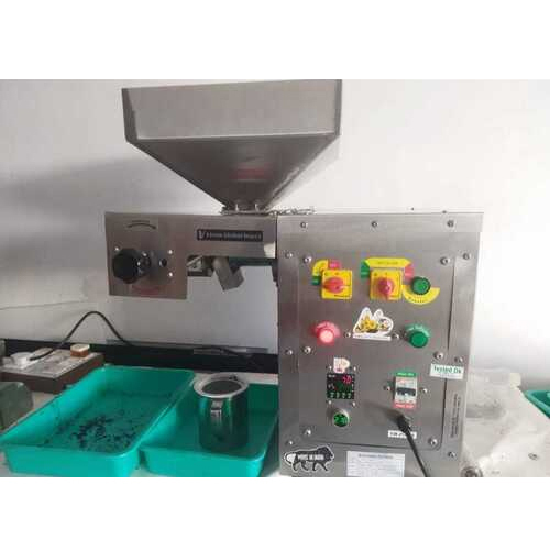 Mini Extraction Cold Press Oil Machine - Automatic Grade: Automatic