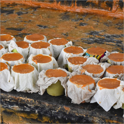 Natural Jaggery Block Ingredients: Sugarcane Juice