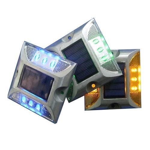 SOLAR ROAD STUD