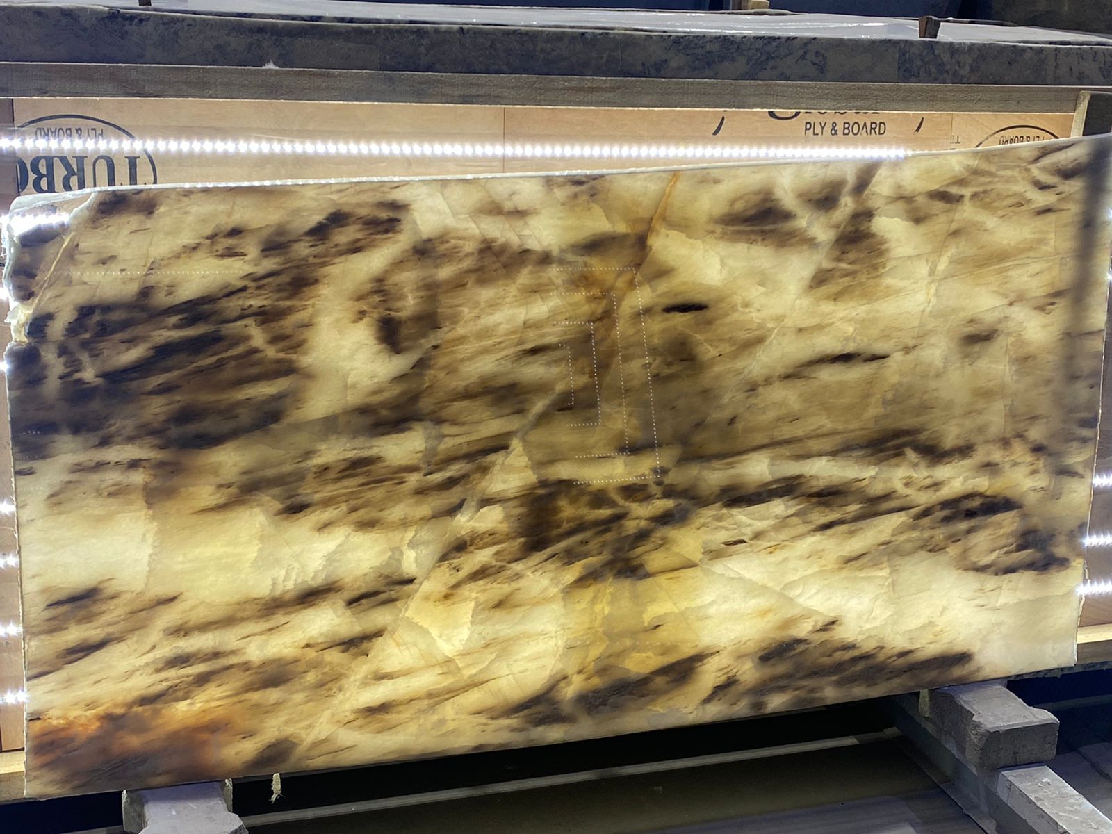 Natural Quartz Slab
