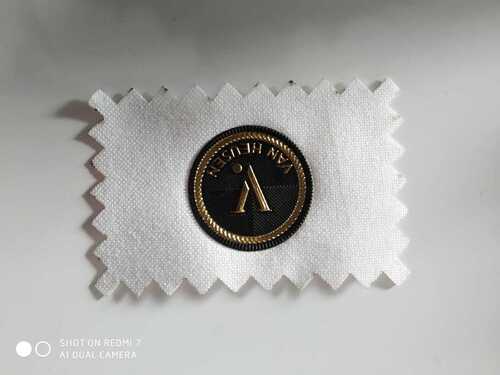 ब्लैक टी-शर्ट स्टिकर