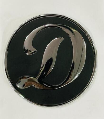 सिल्वर ई-बाइक स्टिकर