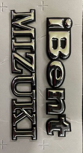 मल्टीकलर क्रोम लेबल