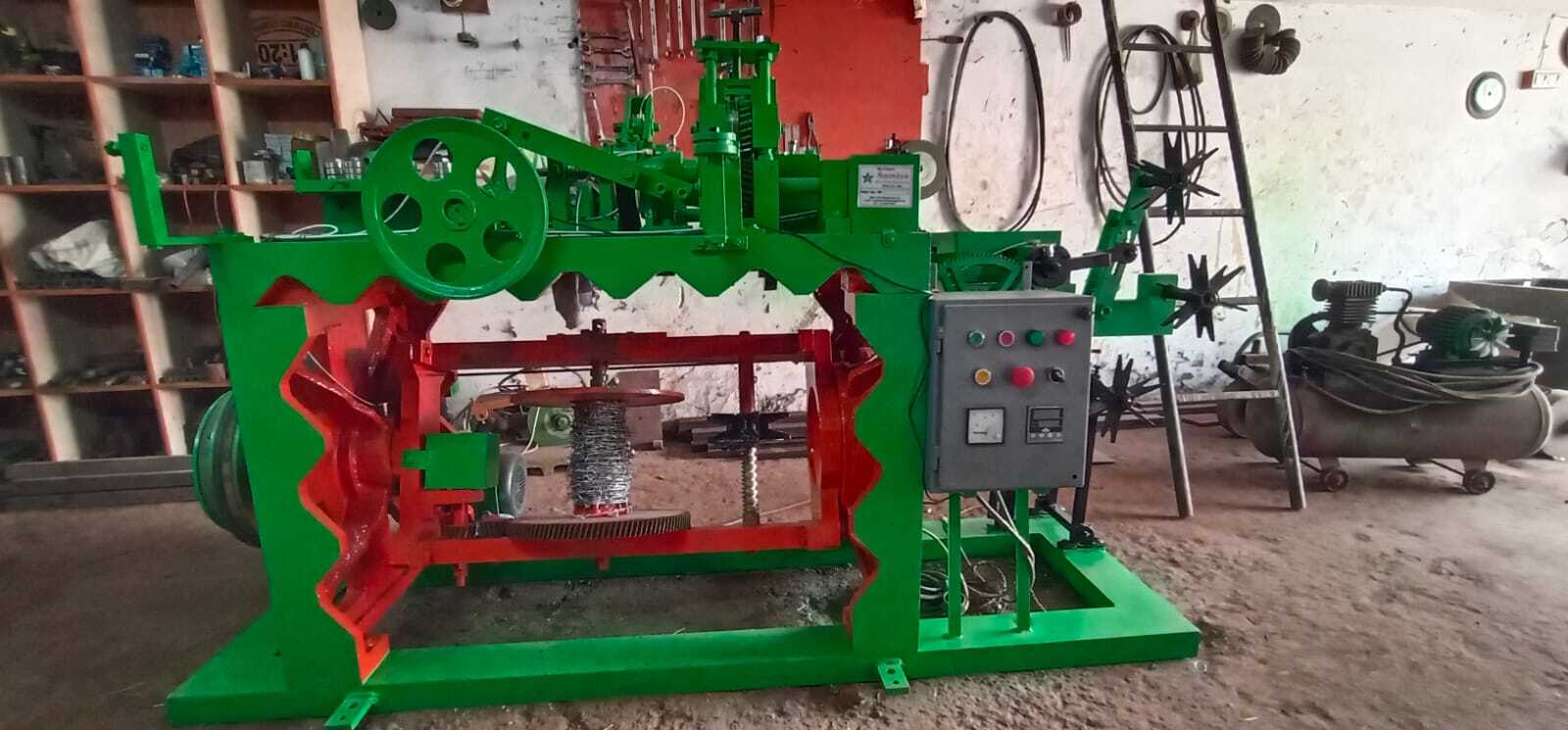 Barbed Wire Machine Power: 5 Horsepower (Hp)