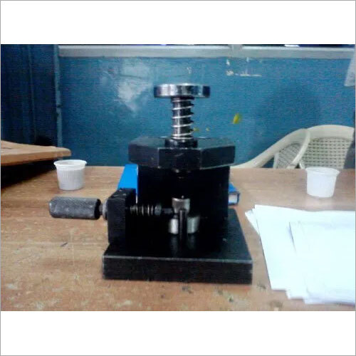 सिल्वर पंचिंग फिक्सचर