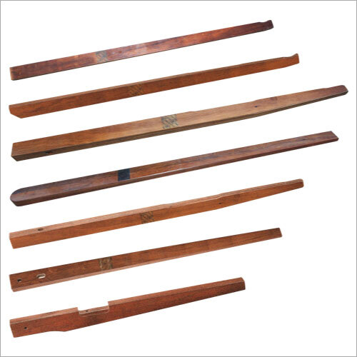 पिकिंग स्टिक्स आयाम (L*W*H): 90X5X2 सेंटीमीटर (Cm)