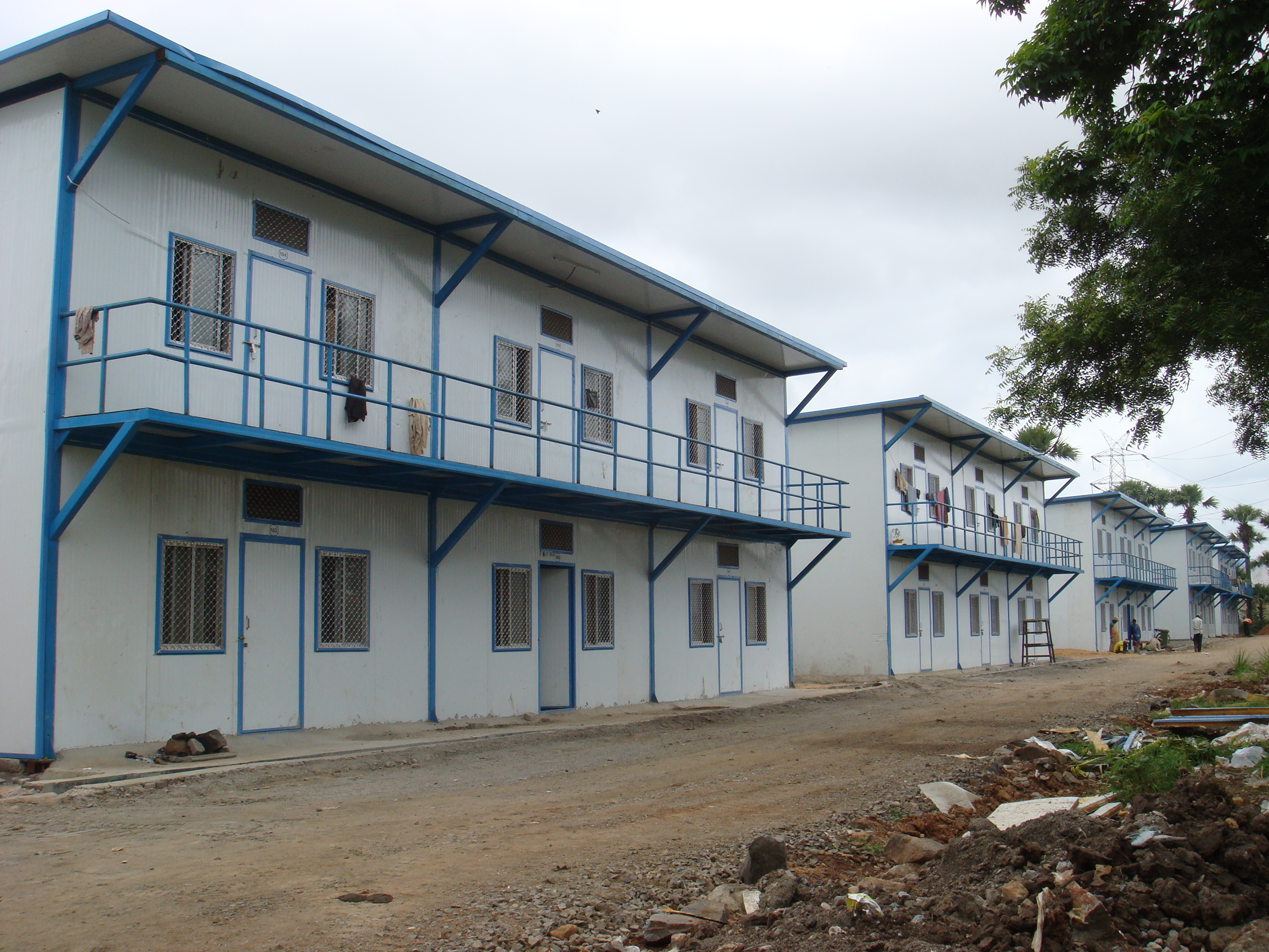 Prefabricated Labour Accommodation - Eps, Metal Sheet, Pu Panel | 50mm Wall Thickness, Insulation With Eps & Rock Wool, Off White Color, Swing Door, Sliding Window