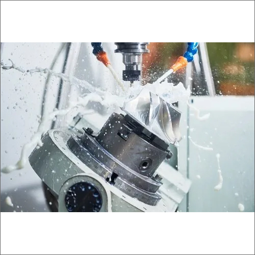 Semi Synthetic Cutting Oil - Oil and Lubricant , Golden Color, Suitable for Automotive and Industrial Parts, Designed for Motor Bearings, Effective and Long-Lasting