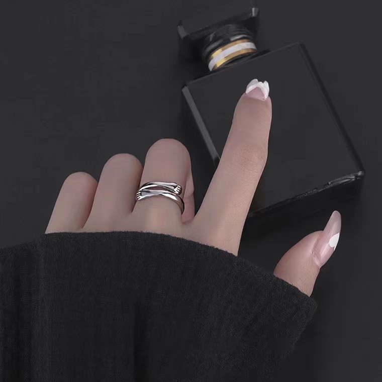 Vembley Spcial Silver Adjustable Friendship And Loved Ones Cuddle Hug Ring For Girl And Women Always Wear It All Special Days Size: Freesize