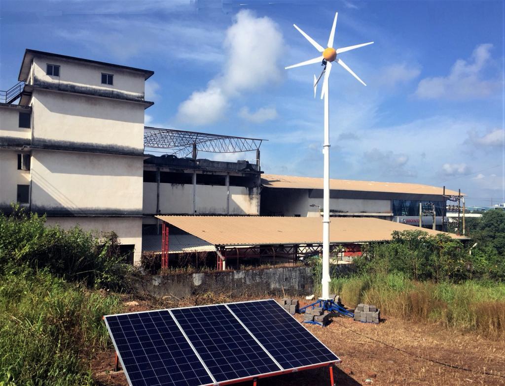 Wind Turbine - Aluminum And Steel, 10 Meters Height, 3 Meters Rotor Diameter | 5 Kw Power Output, High Efficiency, Low Maintenance, Reliable Power