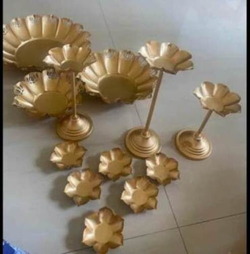 ब्रास आयरन लोटस उरली पॉट फ्लोटिंग फ्लॉवरकैंडल फेस्टिव