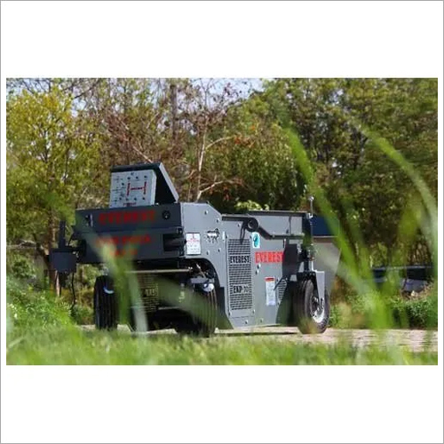 Silver Concrete Road Kerbing Machine