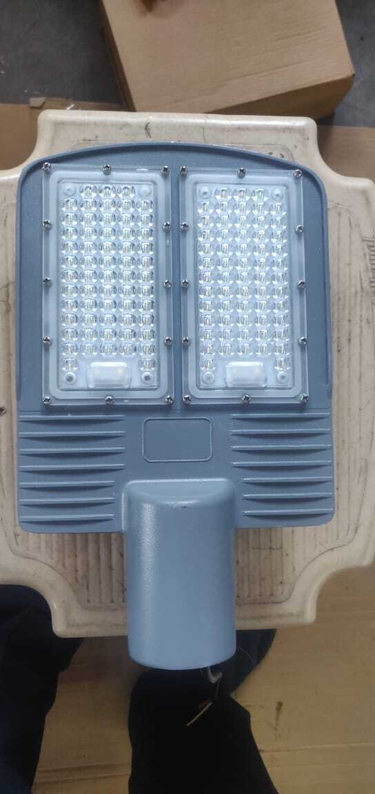 Led Street Lights - Pc Material, Variable Dimensions, Black Color | 72w High-power Led, Ip65 Rated For Street Lighting Applications, 1 Year Warranty