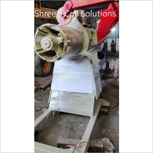 स्वचालित डेकोइलर अनकॉइलर मशीन