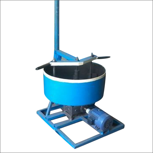 Pan Concrete Mixer Machine - Ms Steel, 250 Kg Mixing Capacity, Blue Color - Semi-automatic, Hydraulic Pressure With Rugged Design