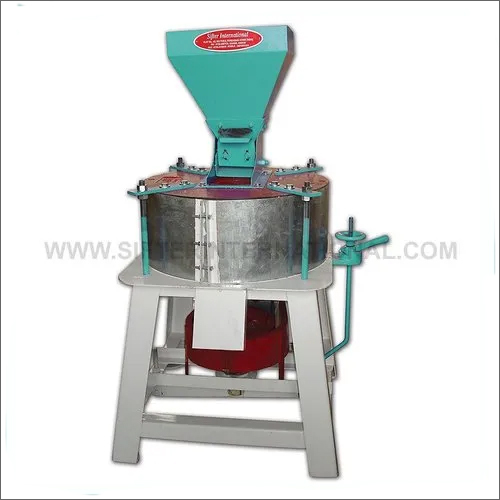 Commercial Atta Chakki Machine - Mild Steel, 24 Inch Stone Size, 5 HP Motor, 100 KG/Hour Capacity | Automatic Operation, Commercial Use