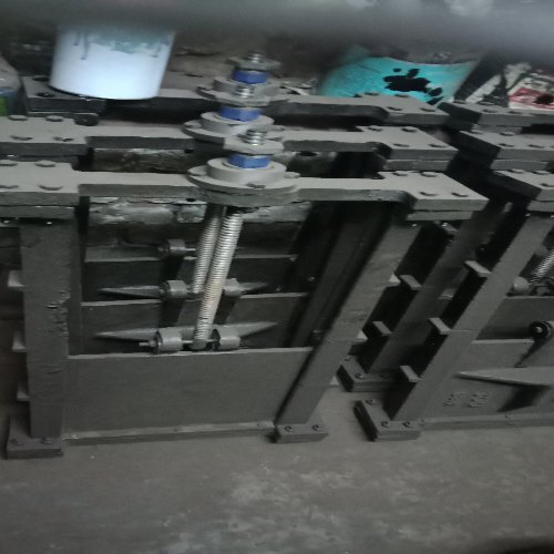 Black Stop Log Gate