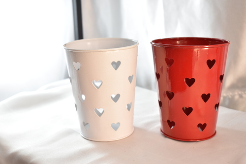 मेटल वोटिव कैंडल होल्डर